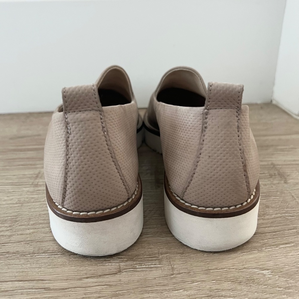 Paul Green | Women’s Dotted Loafers | Size 7 | Tan/Taupe Color - Picture 6 of 9